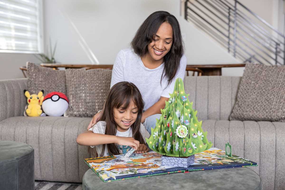 Pokémon Advent Holiday Pop-Up Calendar