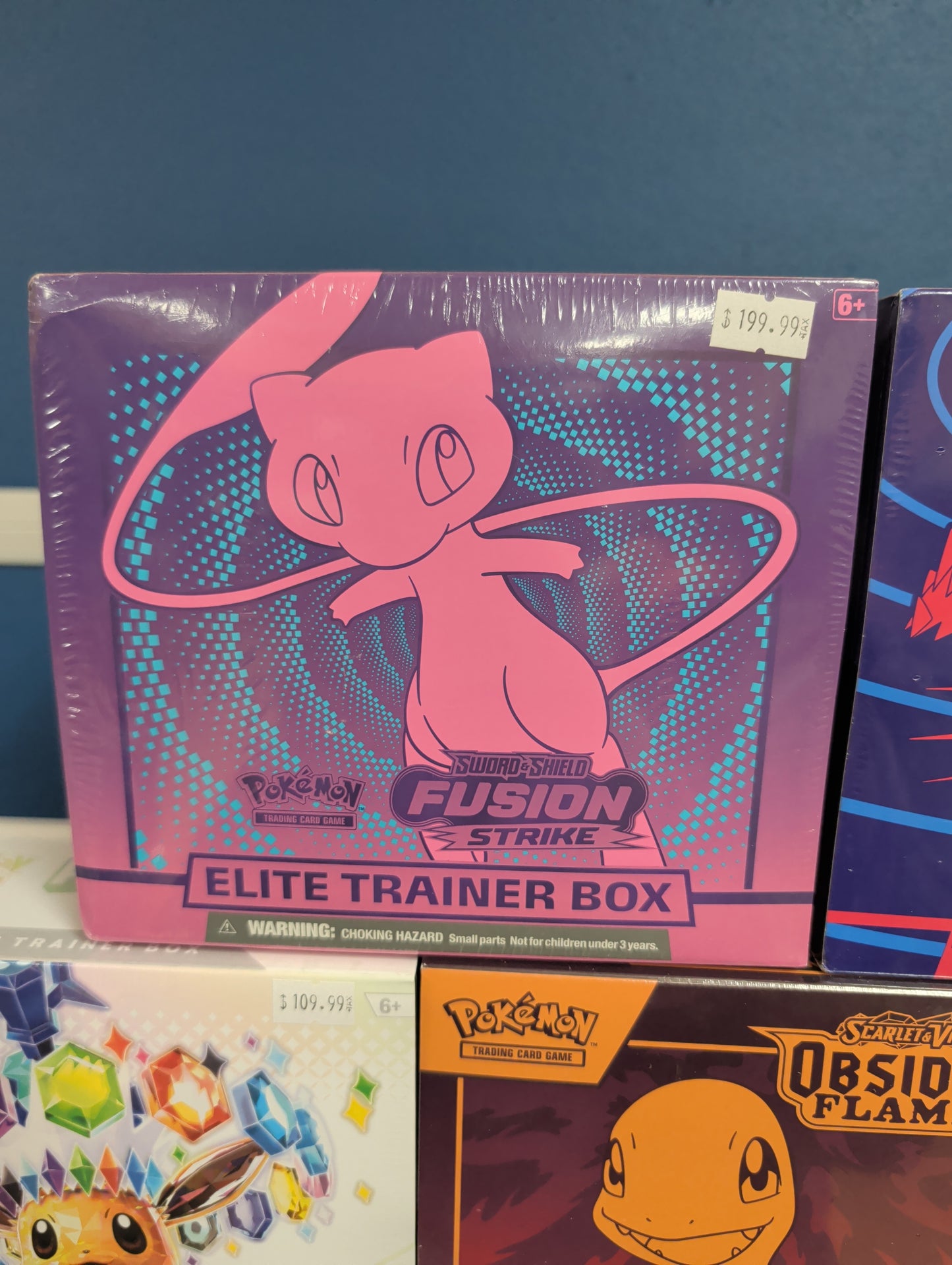 Pokémon TCG: Sword & Shield Fusion Strike Elite Trainer Box